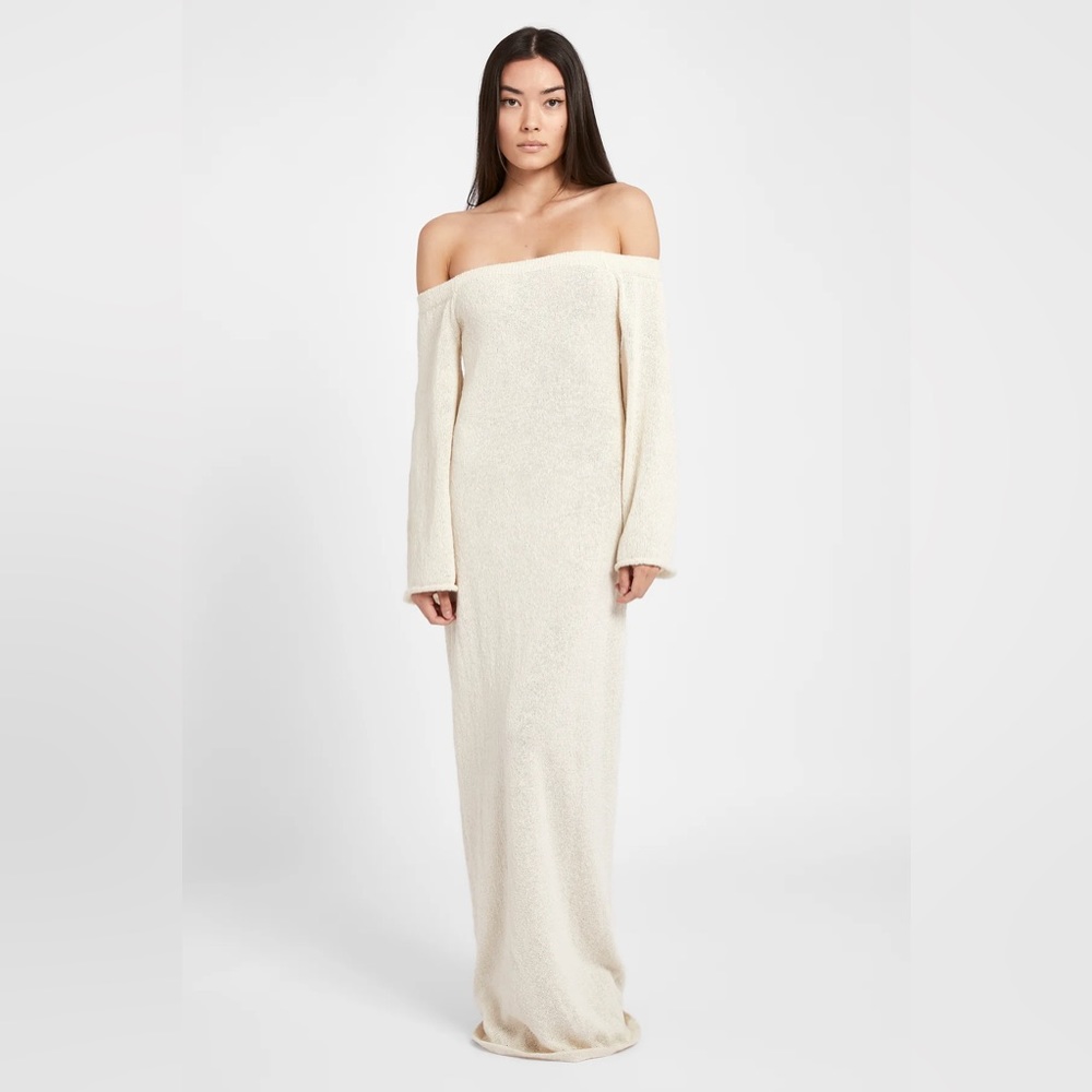 CROCHET KNIT OFF SHOULDER MAXI DRESS